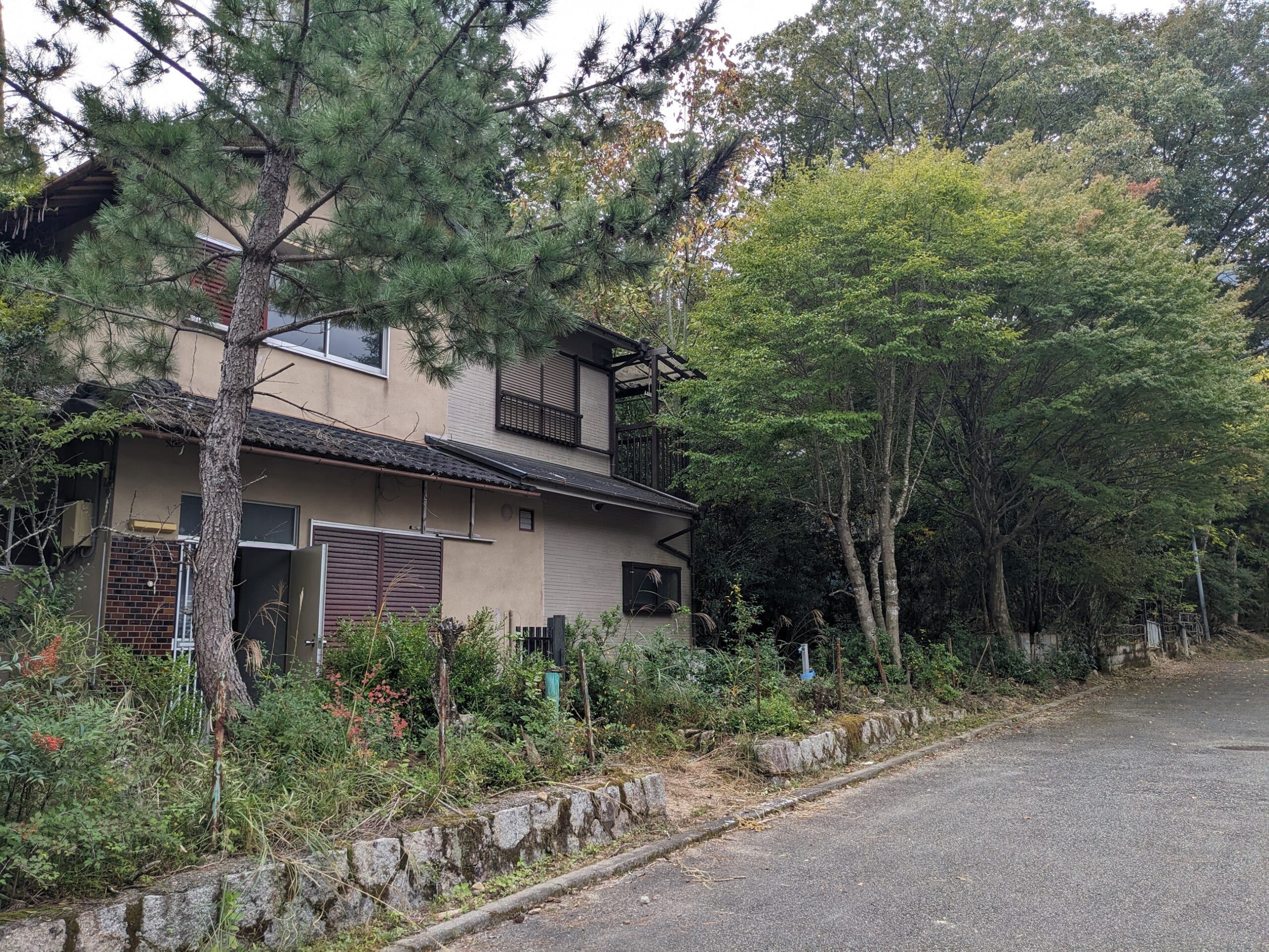 亀岡市畑野町　家屋